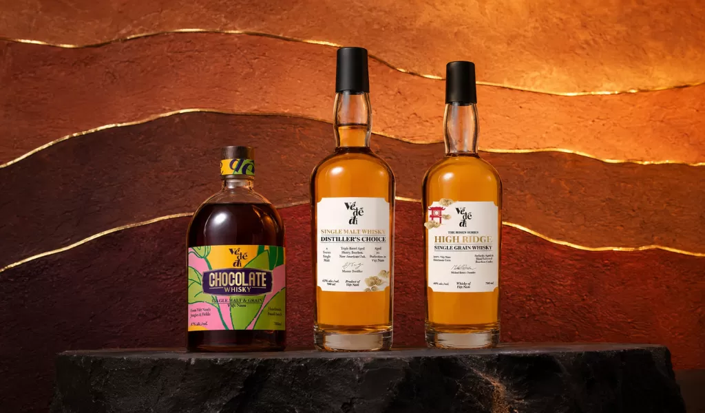 Bí Quyết Chưng Cất Rượu Whisky Về Để Đi Xứ Nóng