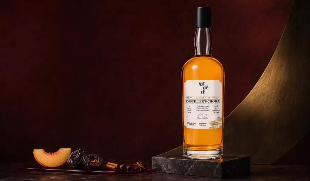 Dòng Rượu Whisky Về Để Đi Distiller's Choice