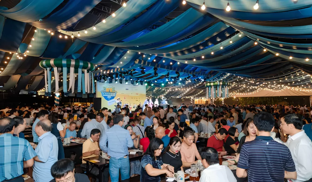 Oktoberfest Việt Nam 2026 Đưa Không Khí Bavaria Đến Gần Hơn