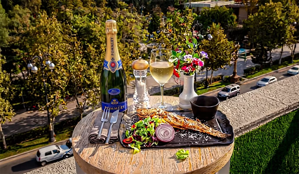 Rượu Champagne Pháp Pommery Brut Royal Gift Box